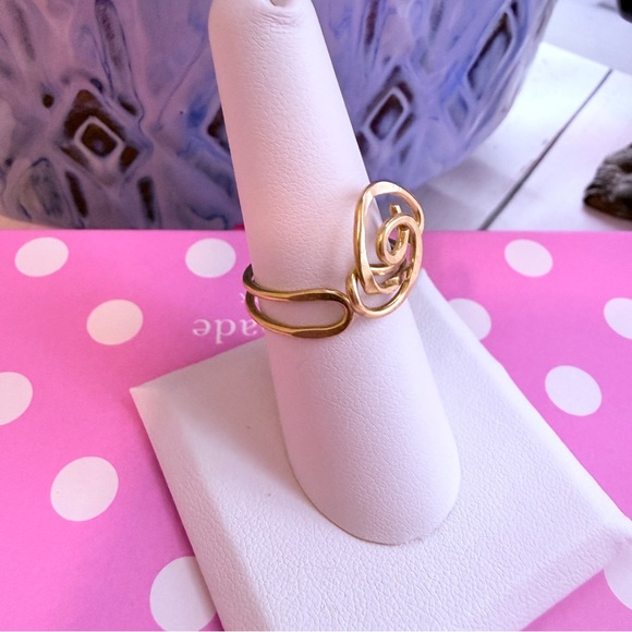 Handmade Gold Swirl Ring - Picture 3 of 5